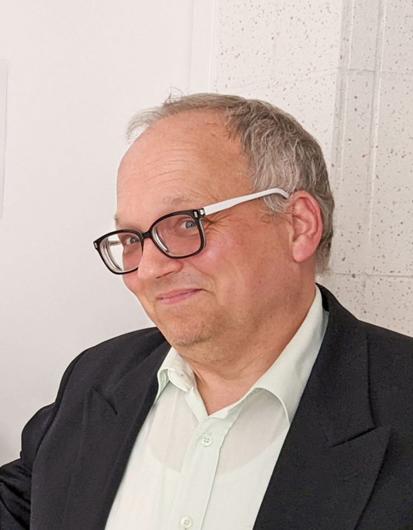 Prof. Dr. Dirk van den Boom